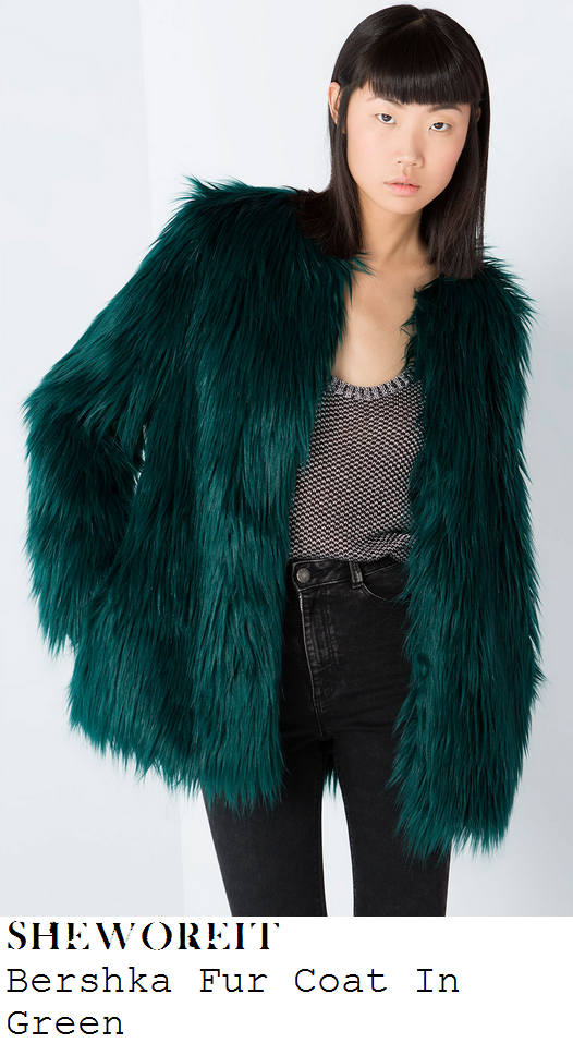 lauren-pope-dark-green-shaggy-faux-fur-coat-towie lauren-pope-dark-green-shaggy-faux-fur-coat-towie