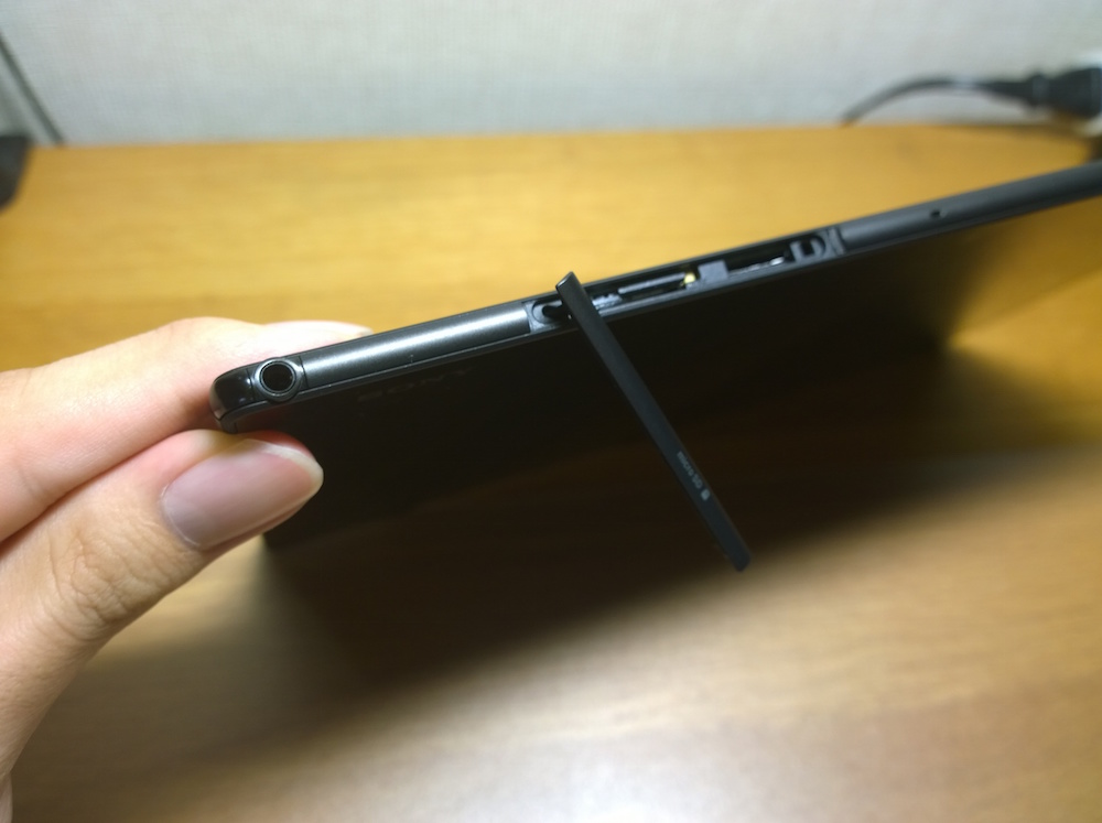 商品 Z4 xperia tablet カバー付 docomo SO-05G タブレット