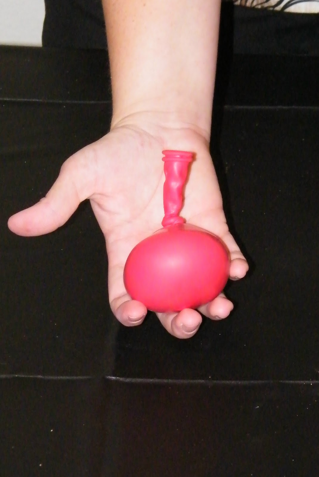 Make Your Own Balloon Decorations How To Make a Sand or Water Balloon