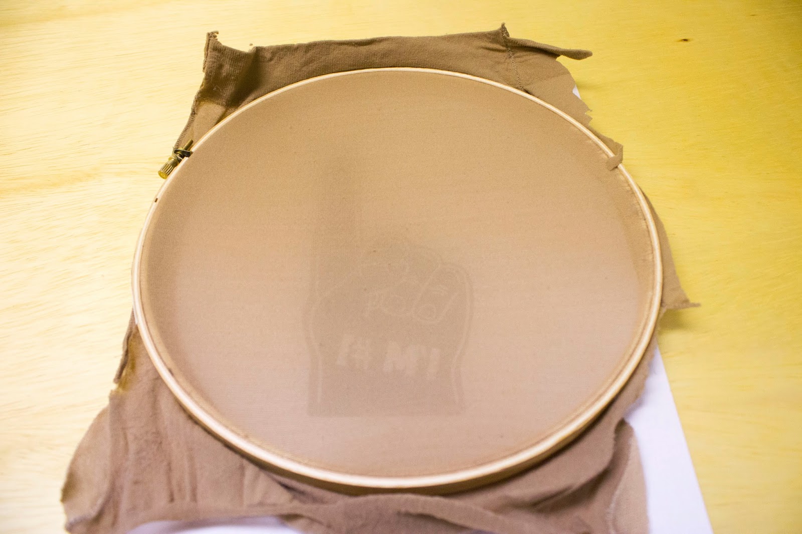 hillmade DIY Screen Printing Nylons, an Embroidery Hoop and Mod Podge