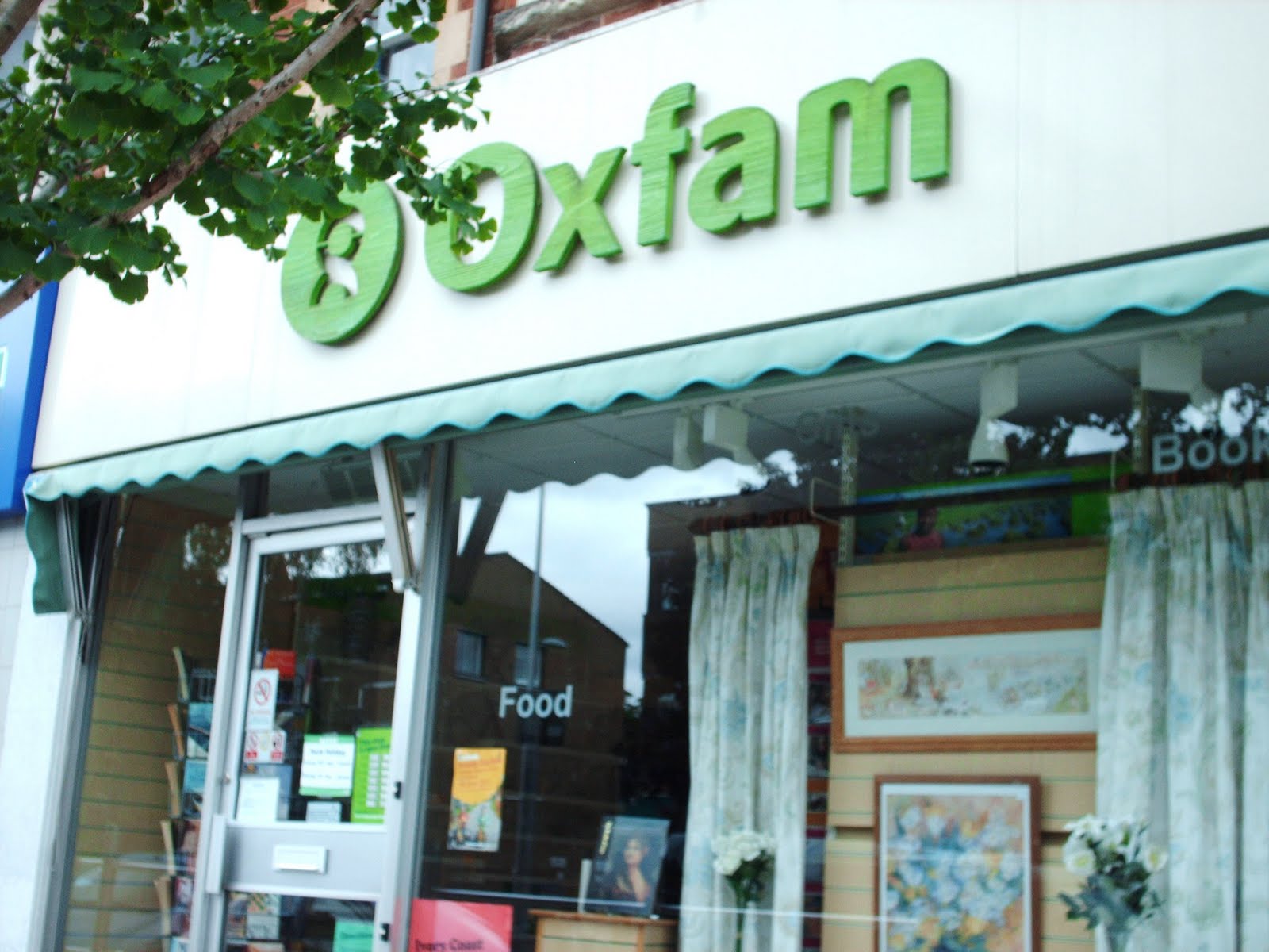 Oxford Omnibus Summertown Charity shops