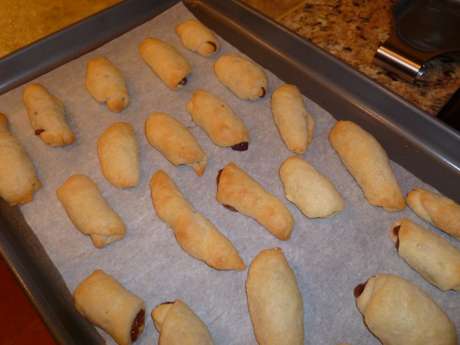 I Like to Bake and Cook! Nut Horns