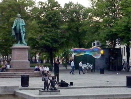 Oslo Norway Συμβαίνουν γύρω σου ή... συν+βαίνουν με εσένα; Θέληση; (Όσλο)