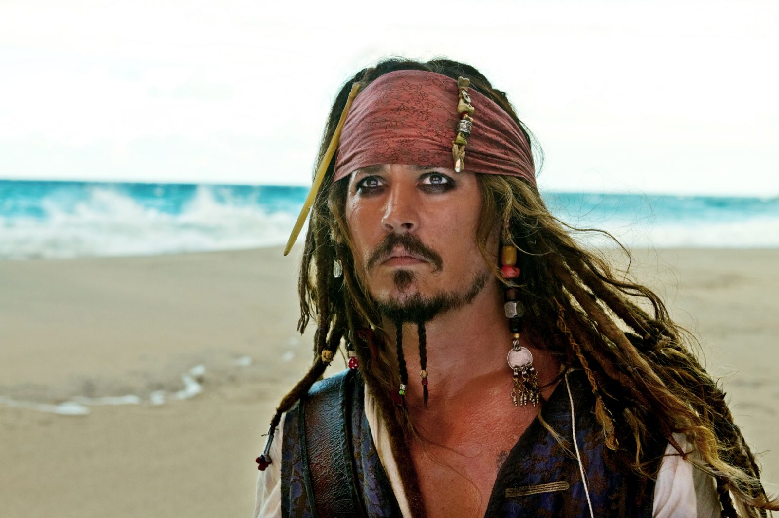 http://4.bp.blogspot.com/-EW_CUtKeQpw/TcdSrbIhLyI/AAAAAAAAYfI/LtXT4OWbzNw/s1600/2011_pirates_of_the_caribbean_on_stranger_tides_028.jpg