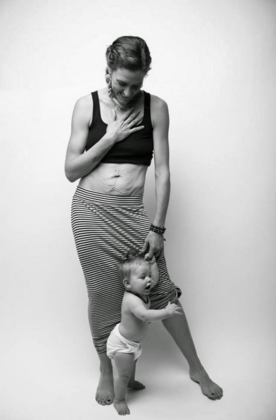 17 Photos That Prove Just How AMAZING Women Look After Giving Birth. 17 Photos That Prove Just How AMAZING Women Look After Giving Birth.