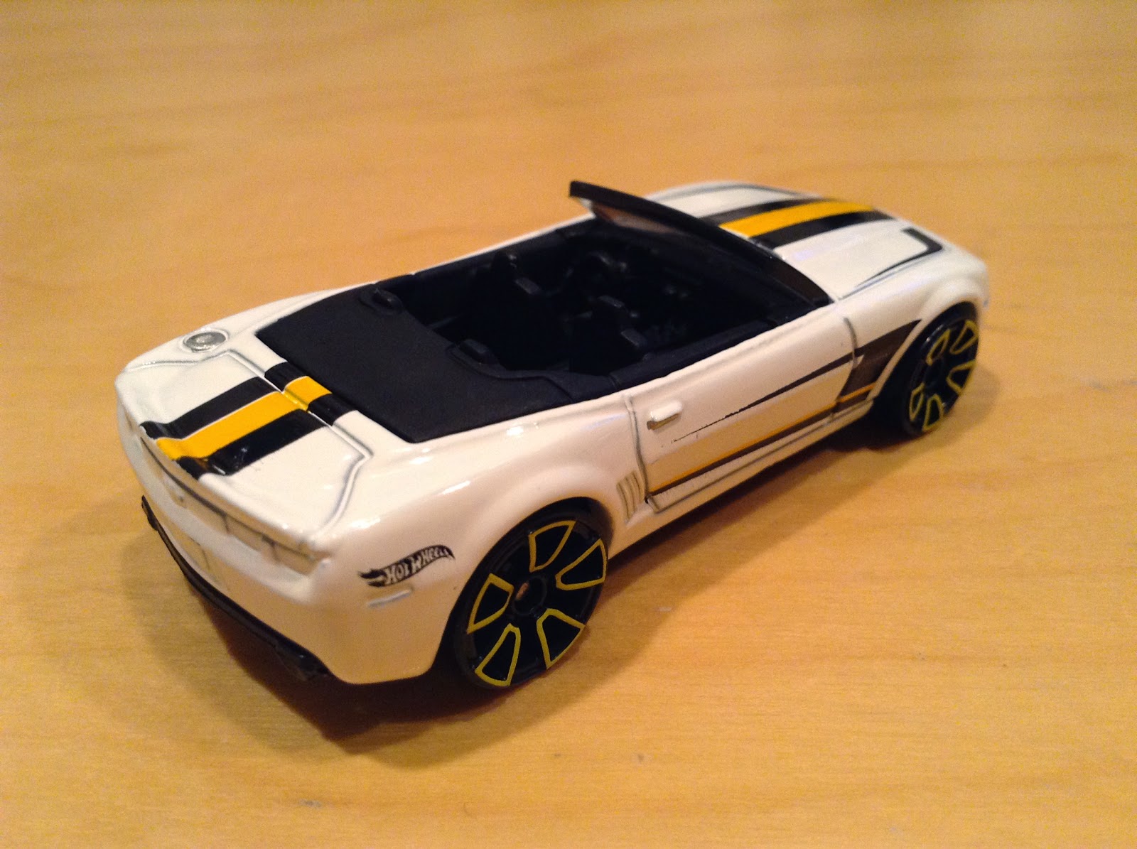 Julian's Hot Wheels Blog: Camaro Convertible Concept (2015 Then and Now)