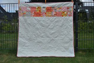 Moda Twenty Three - Friendship Star back moda Twenty Three charm square quilt