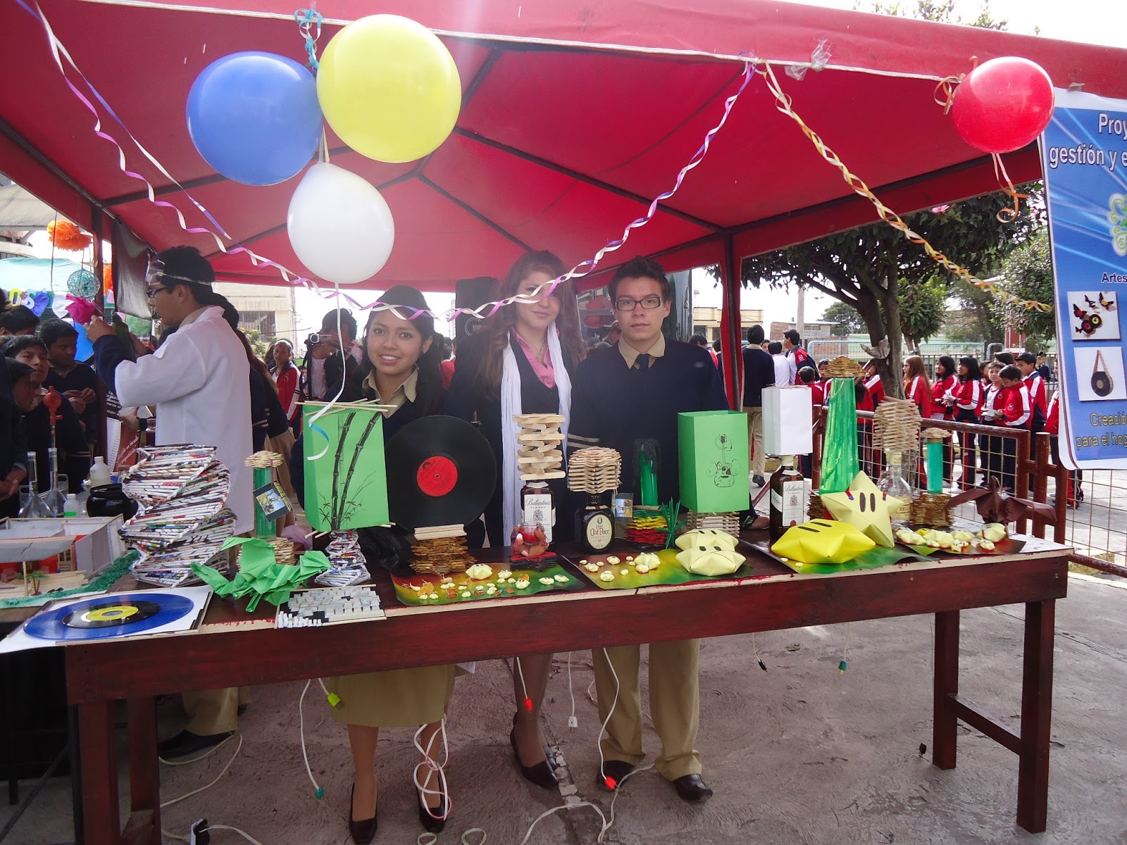 Casa Abierta Colegio "CAP. EDMUNDO CHIRIBOGA G.": STAND 1