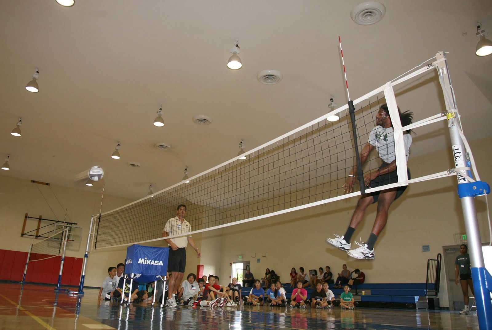 Spike and Serve Volleyball Honolulu, Hawaii Spike and Serve!* clinic featuring coach Rick