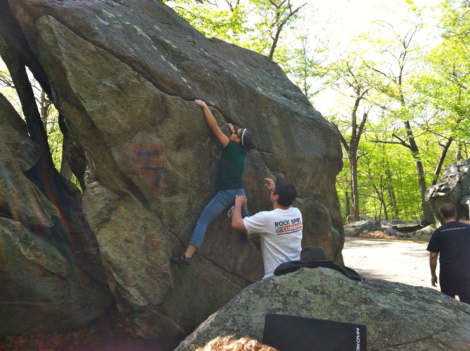 Split boulder traverse (V2?) at Sit Down Area, Lincoln Woods RI Kris
