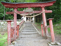 正一位稲荷大明神、屋敷の中に社があった 正一位稲荷大明神、屋敷の中に社があった