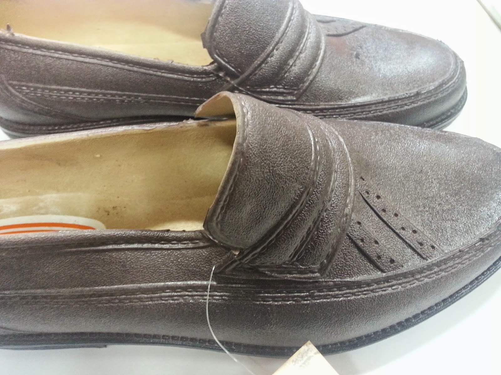 bata sandak rainy shoes