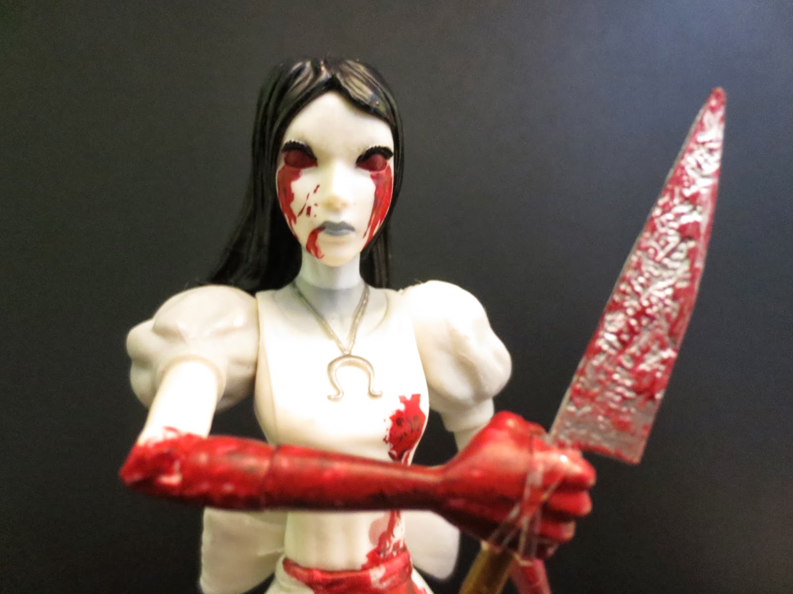 Alice Madness Returns: Dress and Weapons (Part – I)