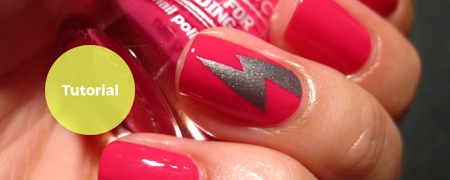 Nailside Tutorial Vertical Lightning Bolt Welcome To My Vertical Lightning Bolt Tutorial You May Have Already Tried Its Siblings The French Or Double