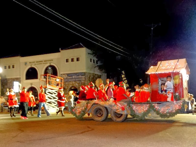 WINTER RANCH ACTIVITIES: Bus Trip To The Mid-Valley Lighted Christmas Parade