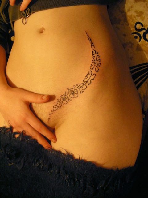 Tatouage Femme des modèles tribal discret phrase pour