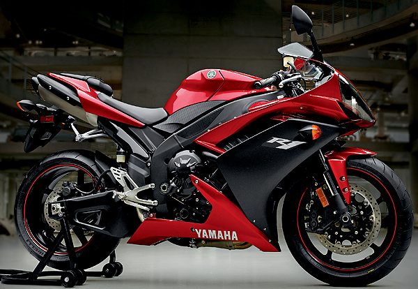 yamaha r1 bike