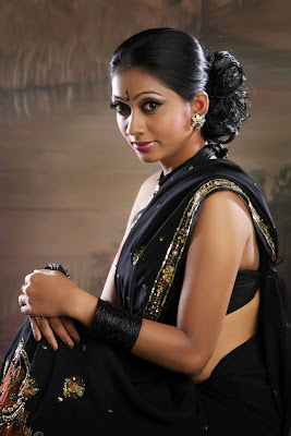 Udayathara Hot-Tamil-Actress