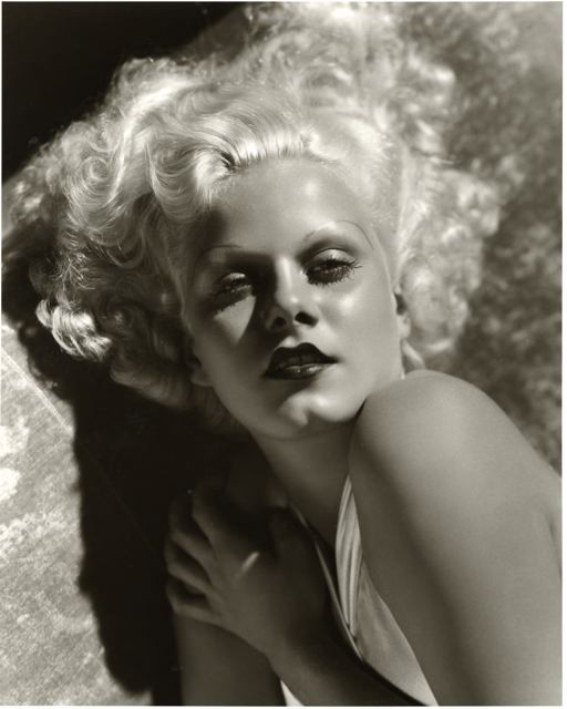 Fascinating Historical Picture of Jean Harlow in 1933 