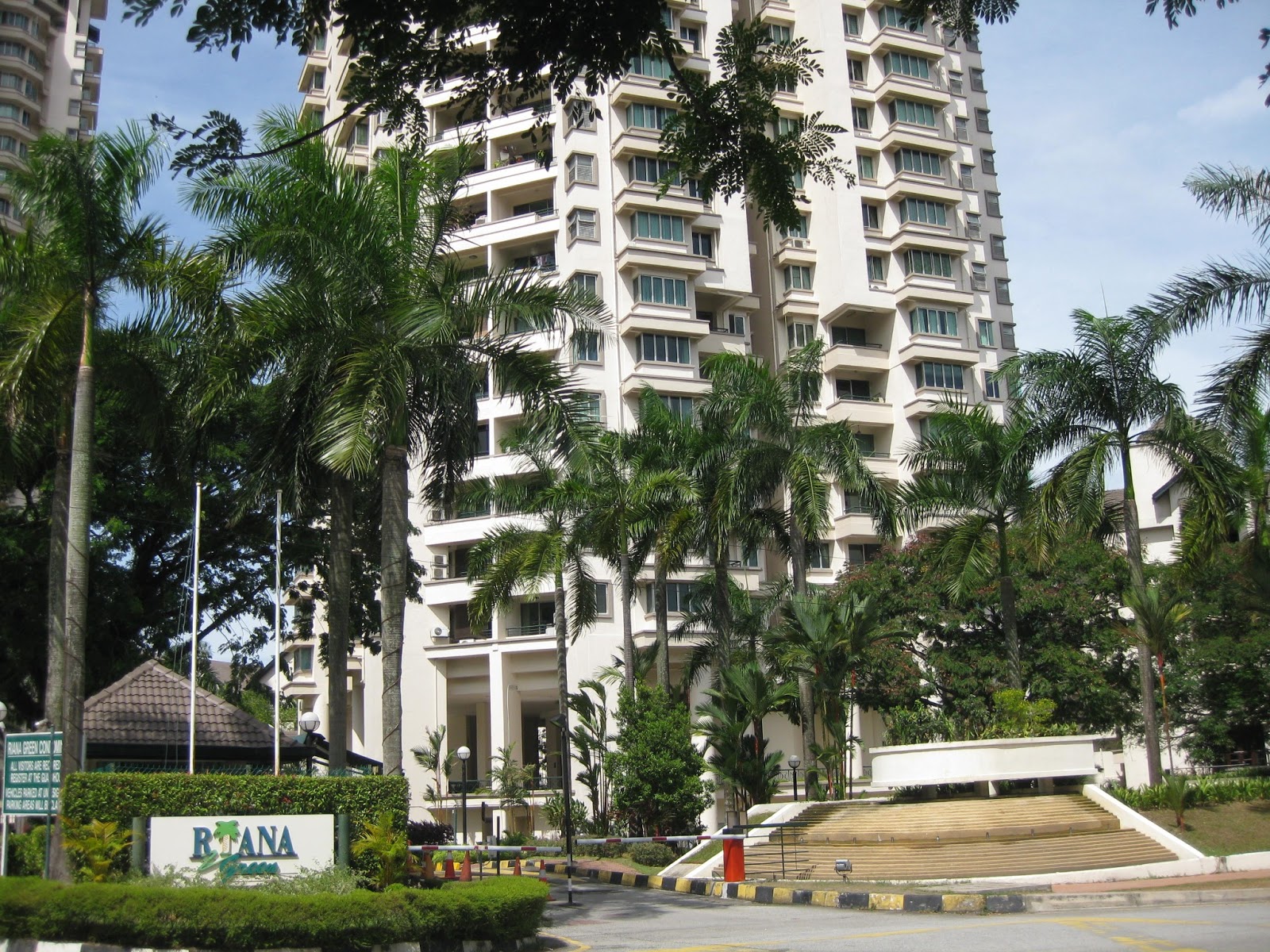 Riana Green Condominium at Tropicana