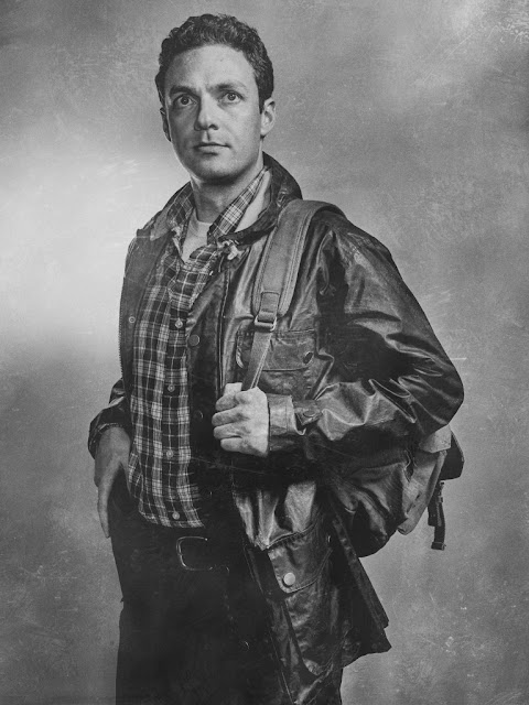 Ross Marquand como Aaron – The Walking Dead _ sexta temporada, Silver Portraits – Photo Credit: Frank Ockenfels 3/AMC