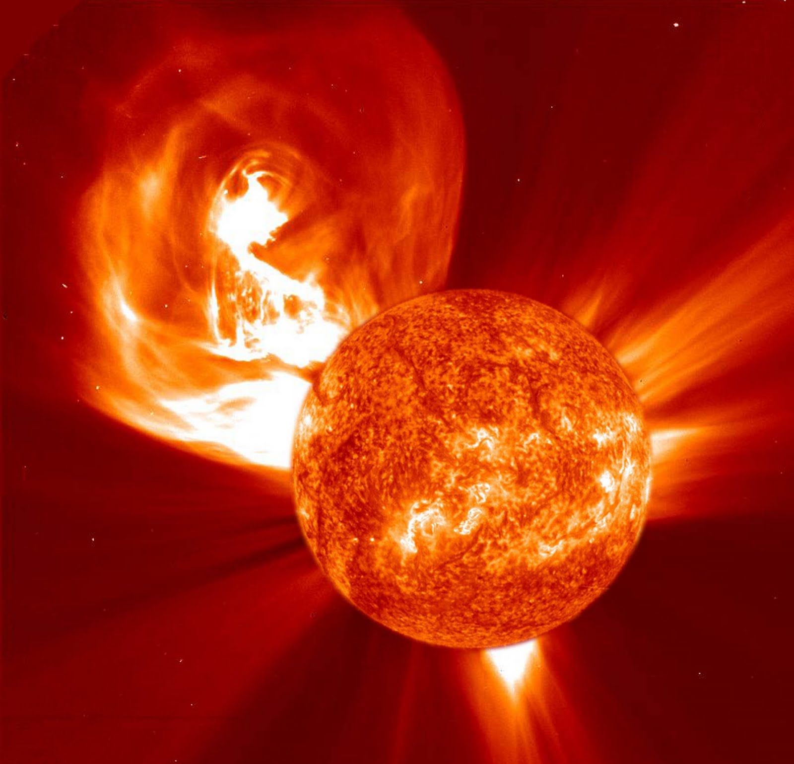 Solar Flares 2012 Is It The Sun's Final Assault on Earth? THE