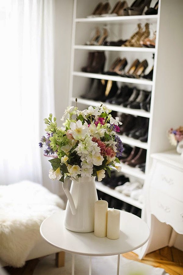 vestidor blanco de ikea con zapatero