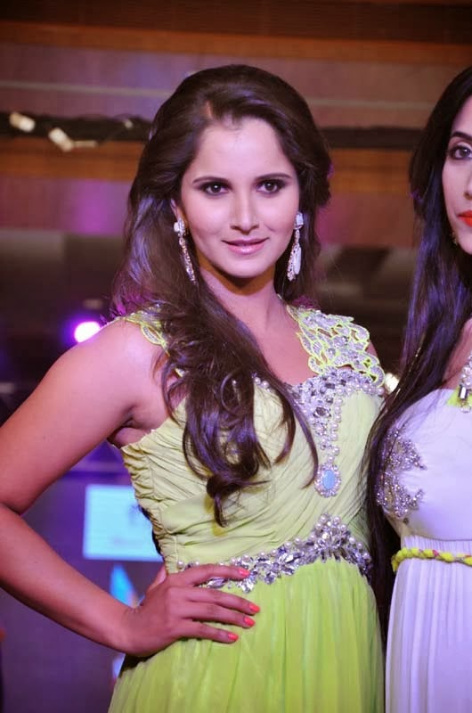 Sania Mirza Wedding Dress,Sania Mirza HD Wallpaper Sania Mirza Wedding Dress,Sania Mirza HD Wallpaper