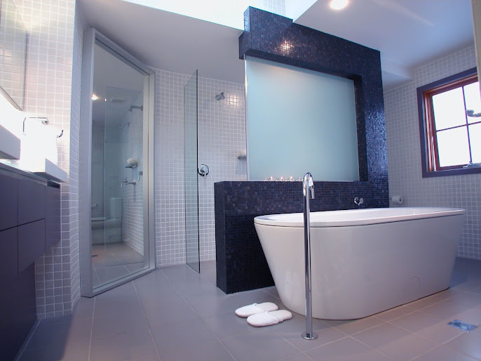#3 Contemporary Bathroom Design Ideas