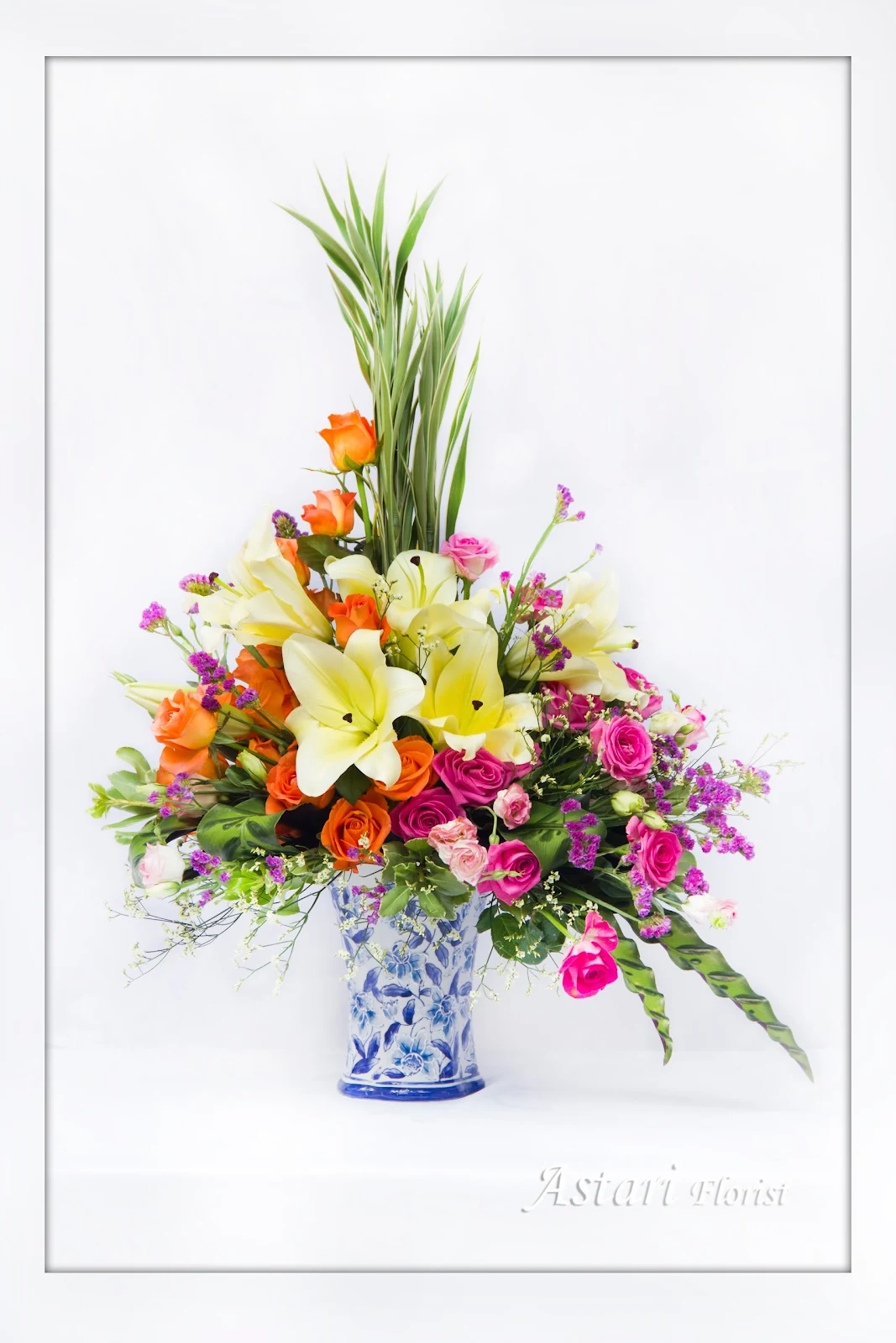 Rangkaian Bunga Segar oleh Astari Florist Semarang