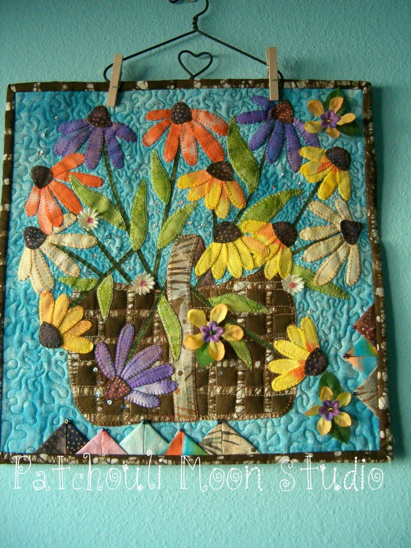 Patchouli Moon Studio Cone Flowers in a Trug Quilt