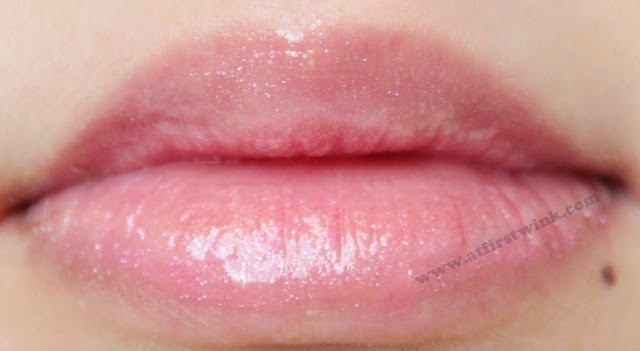 Peripera My Color Gloss no. 13 - Cherry Pink on lips