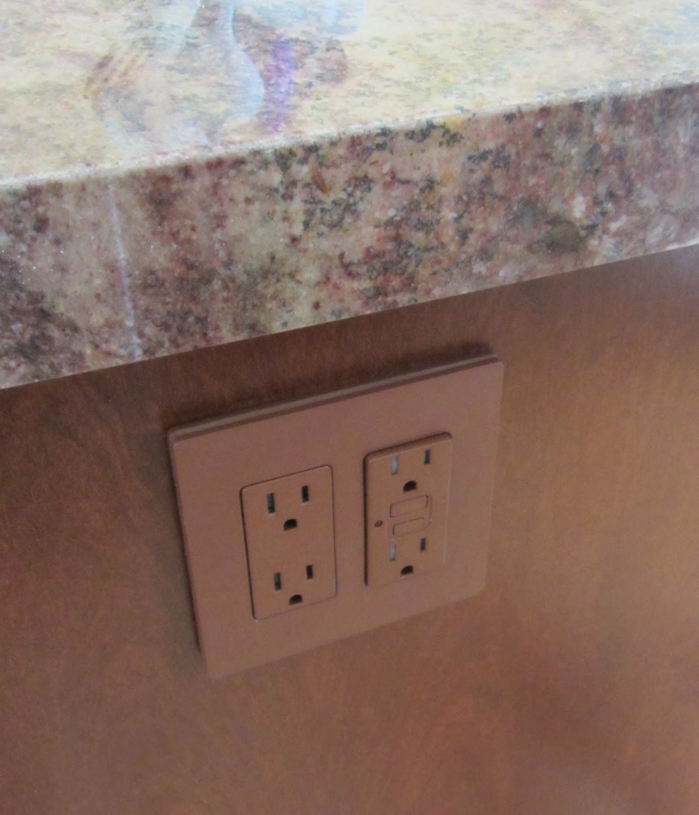 enzy living Alternatives to Ugly Outlets in Kitchen Islands
