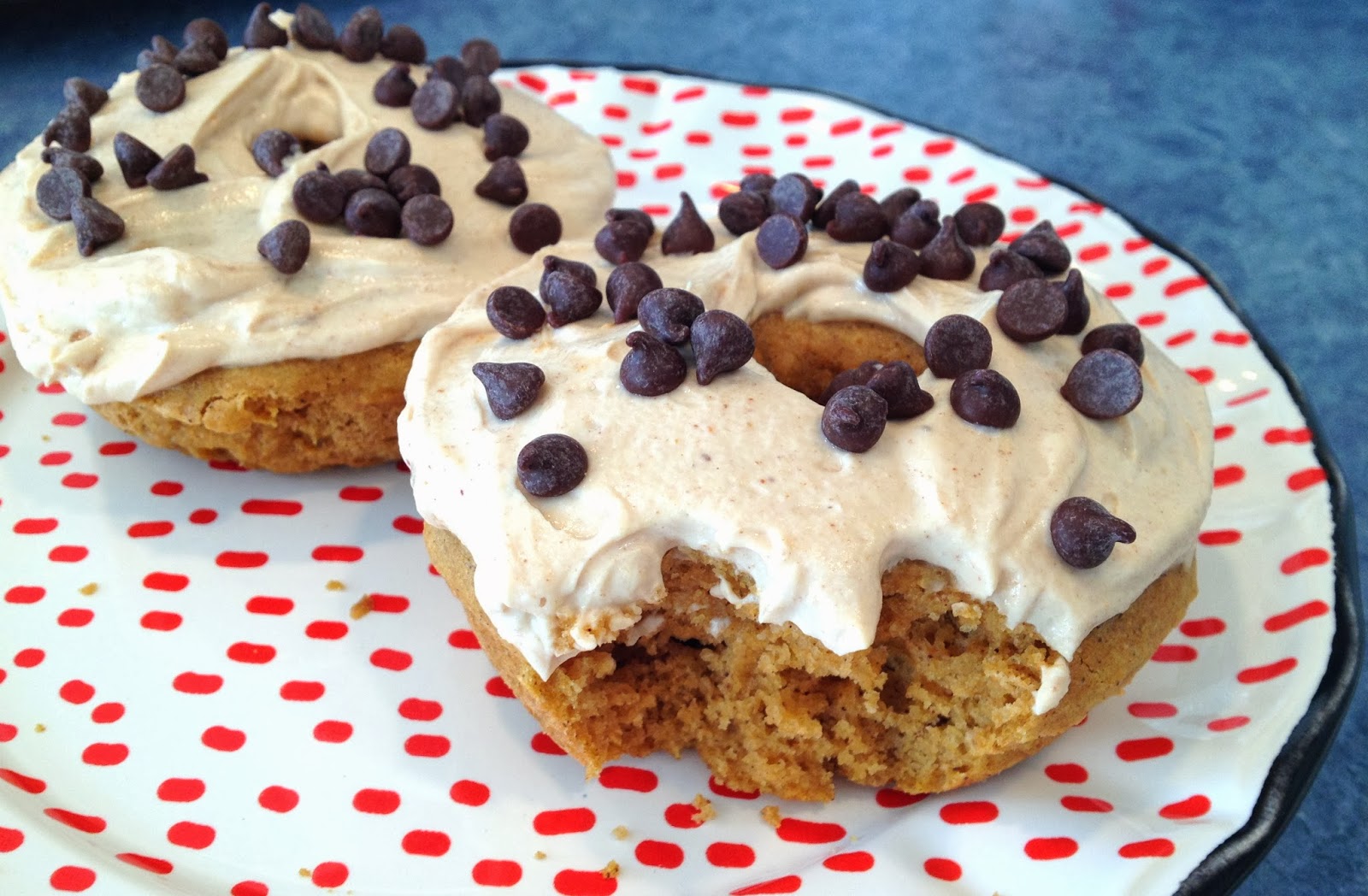 Baked Pumpkin Donuts with Greek Yogurt Frosting