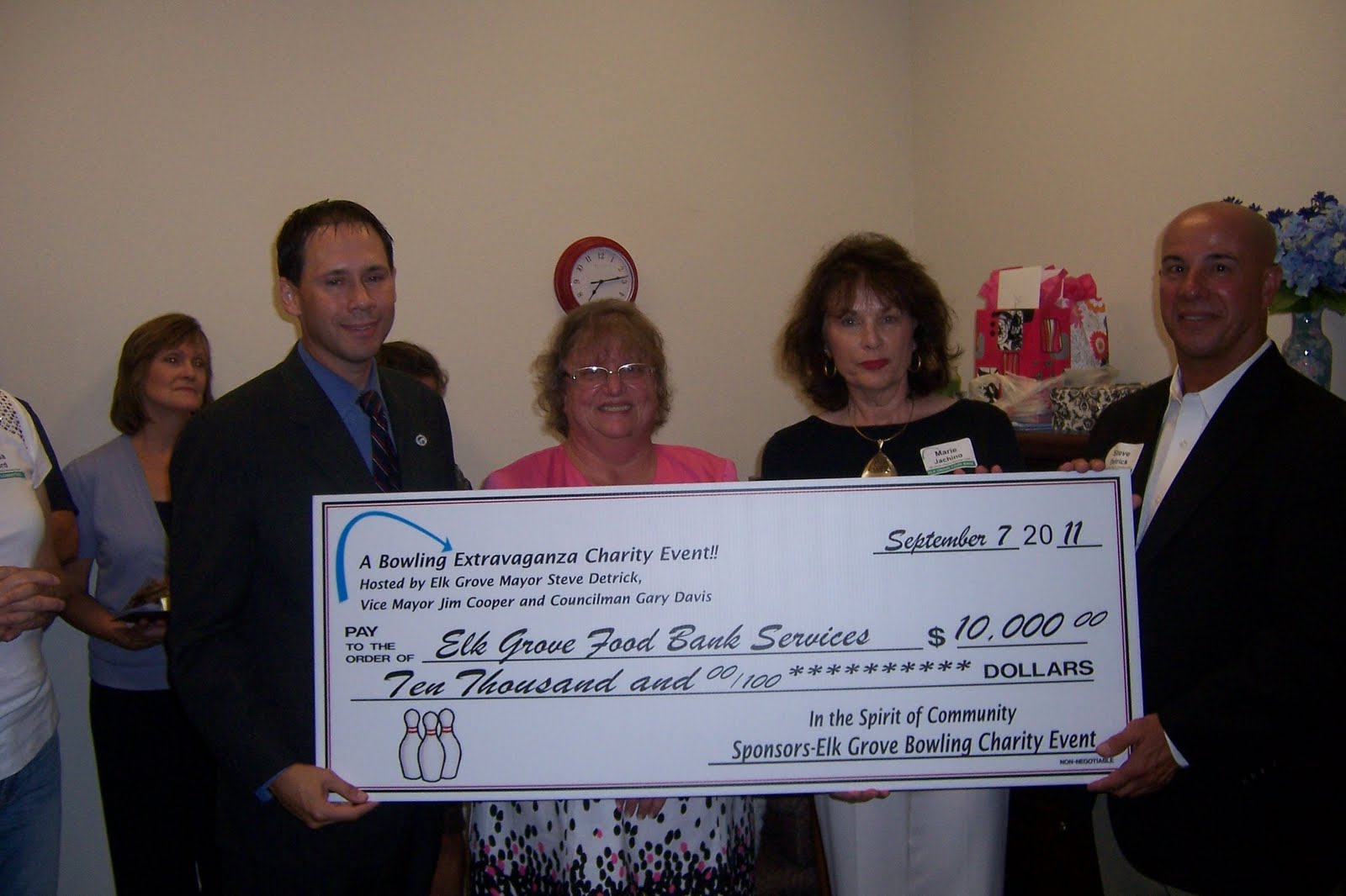 Sponsors Recognized for Elk Grove Food Bank Fundraiser Elk Grove