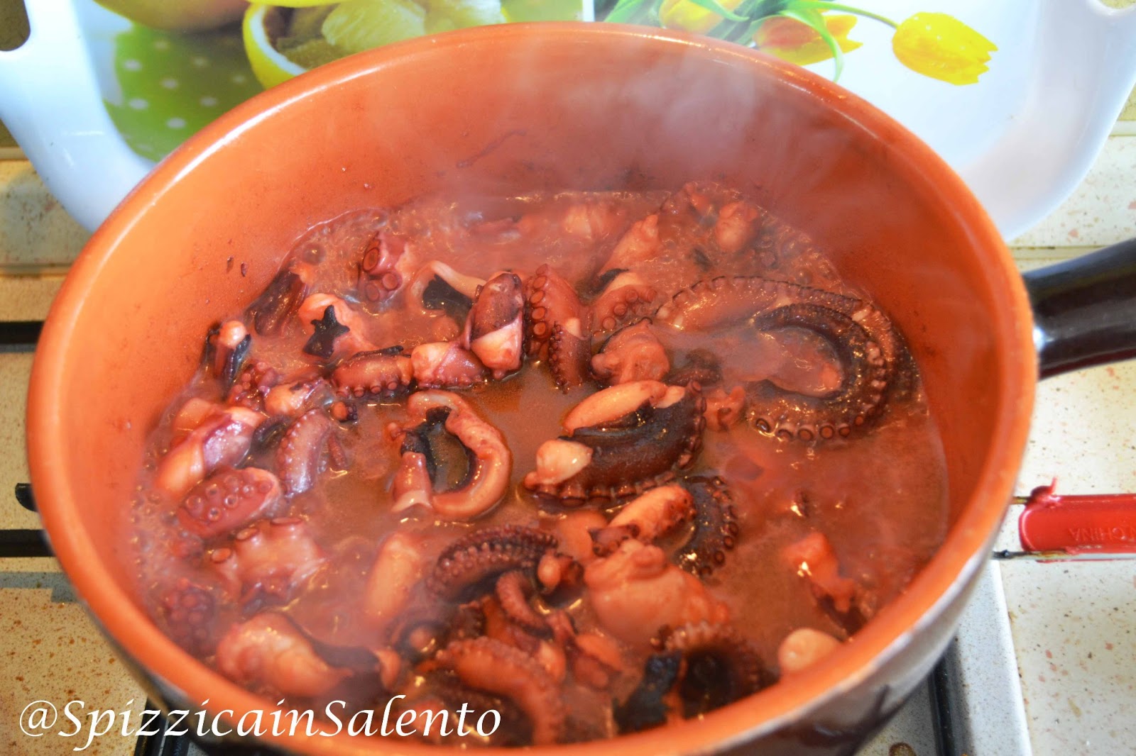 Spizzica In Salento Purpu Alla Pignata Polpo Con Le Patate
