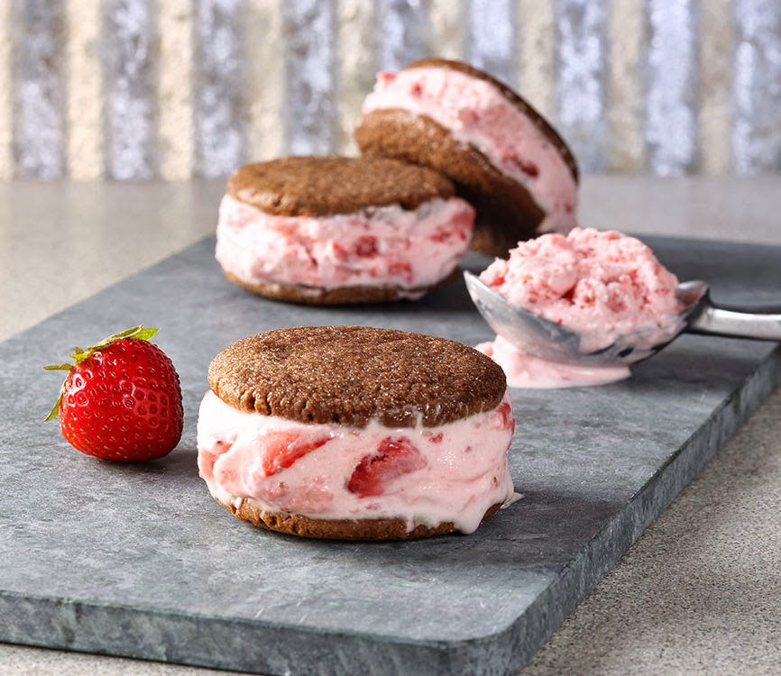 Shakin & Bakin Foodie Blog Strawberry Ice Cream Sandwiches Recipe