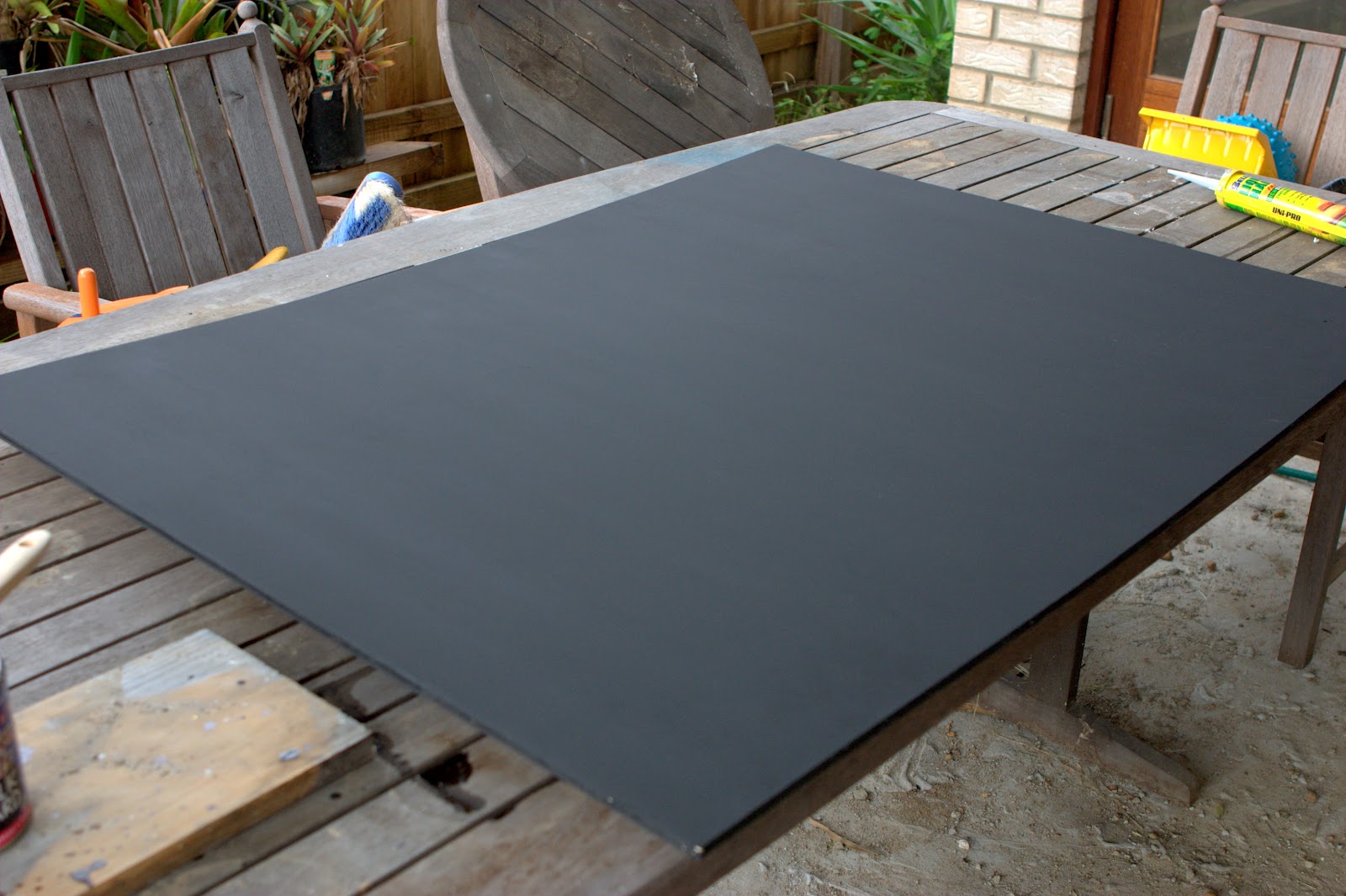 Max & Me DIY Outdoor Chalkboard