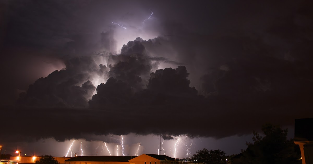 Epic Lightning Photos with Canon Rebel XT, Acquisition Details [Stellar