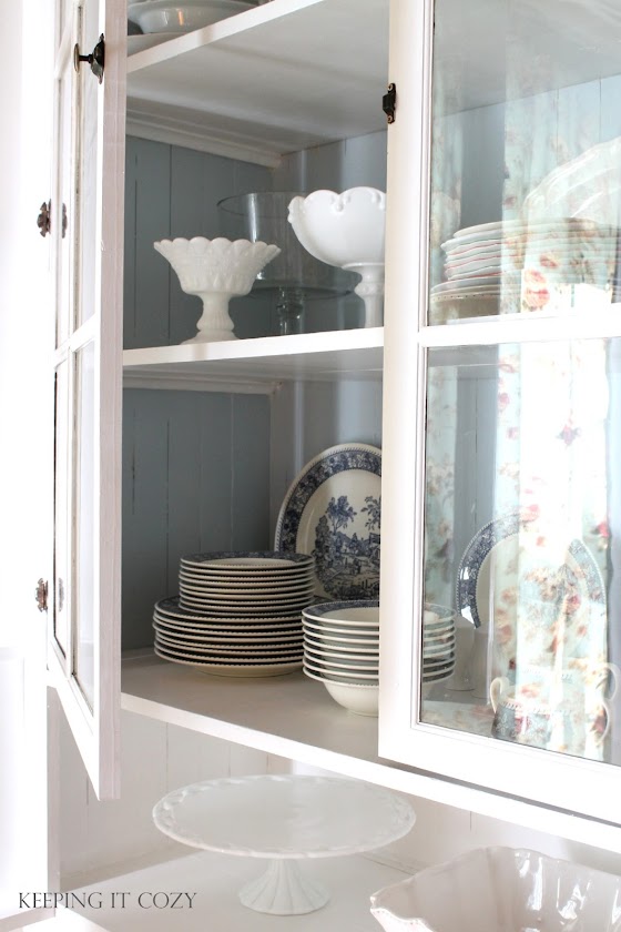 Keeping It Cozy In the Dining Room Hutch