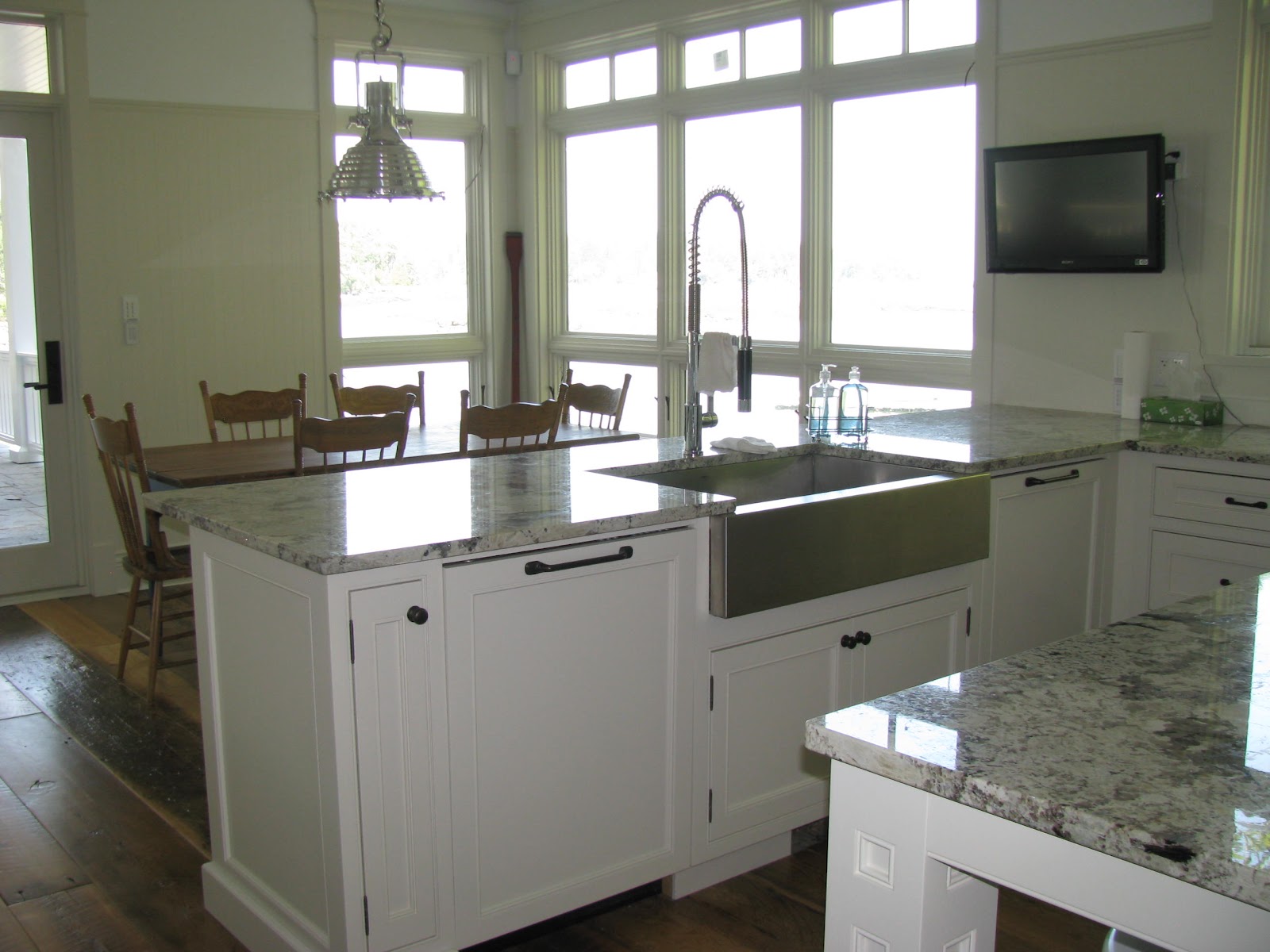 Transitional kitchen cabinets Interiors Beach Cottage Kitchens