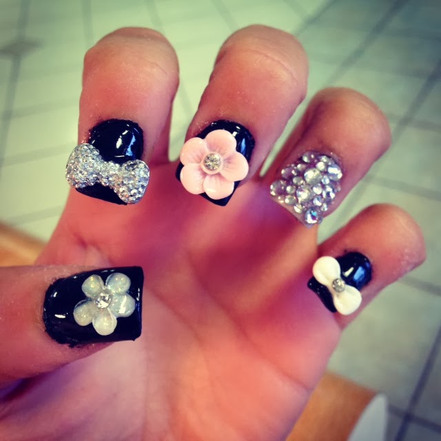 Love Always, Dakota J Dallas does it 3D Nail Art