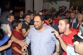 «Ερυθρόλευκη» υποδοχή στο Ηράκλειο marinakis