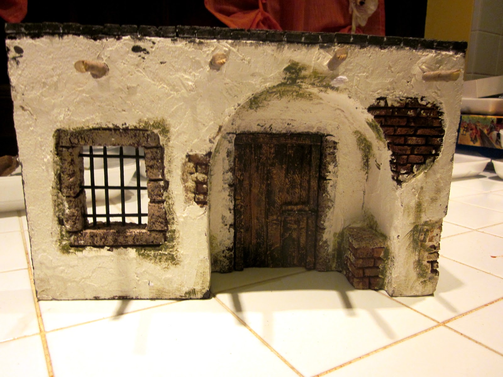 Michigentile S Microworld Cantina Per Un Piccolo Presepe Popolare Cellar For Little People Nativity