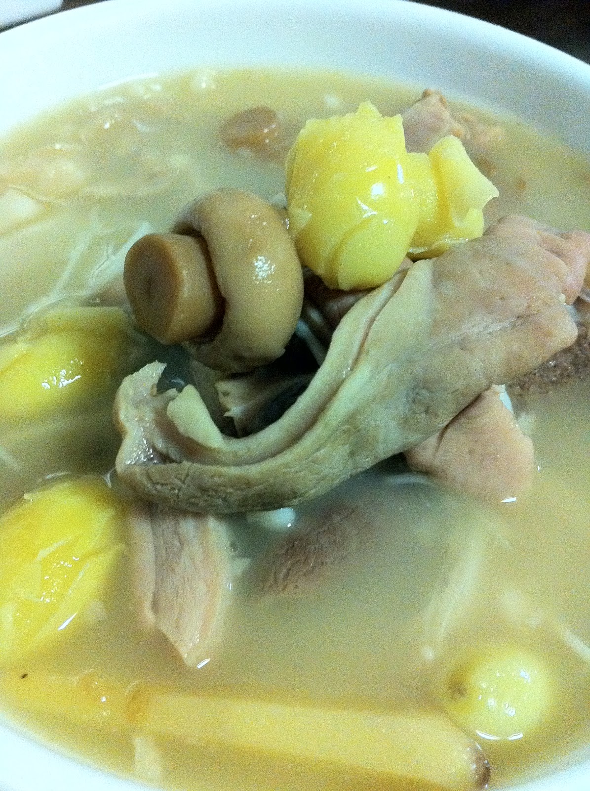 Passion to Cook: Pig Stomach with Ginko Nuts Nourishing Soup