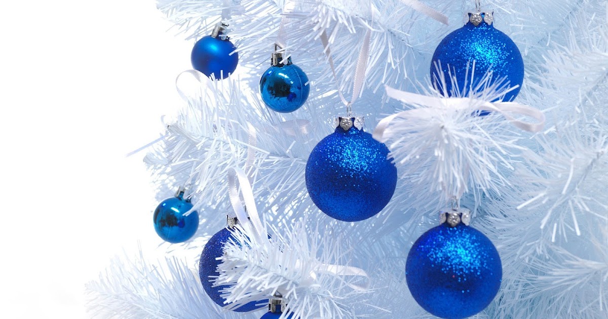 Witte kerstboom met kerstballen Mooie Leuke Achtergronden Voor Je