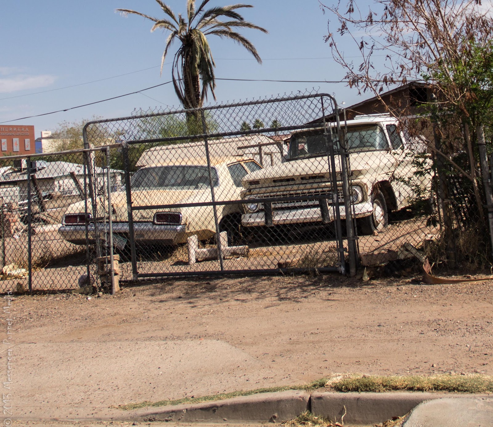 Chevrolet pickup Oldsmobile 88 Chevrolet pickup Oldsmobile 88