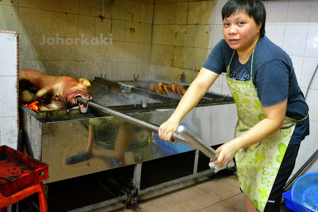 Lechon in Singapore at Iskina Cebu Lechon-Singapore-Iskina-Cebu