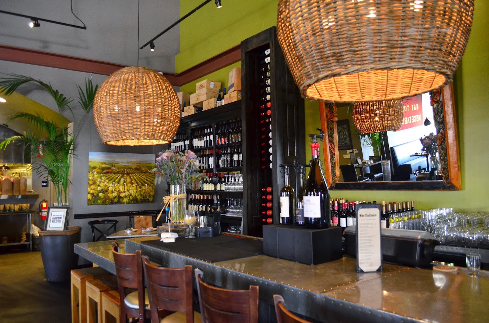 Hedofoodia Red Table, Huntington Beach