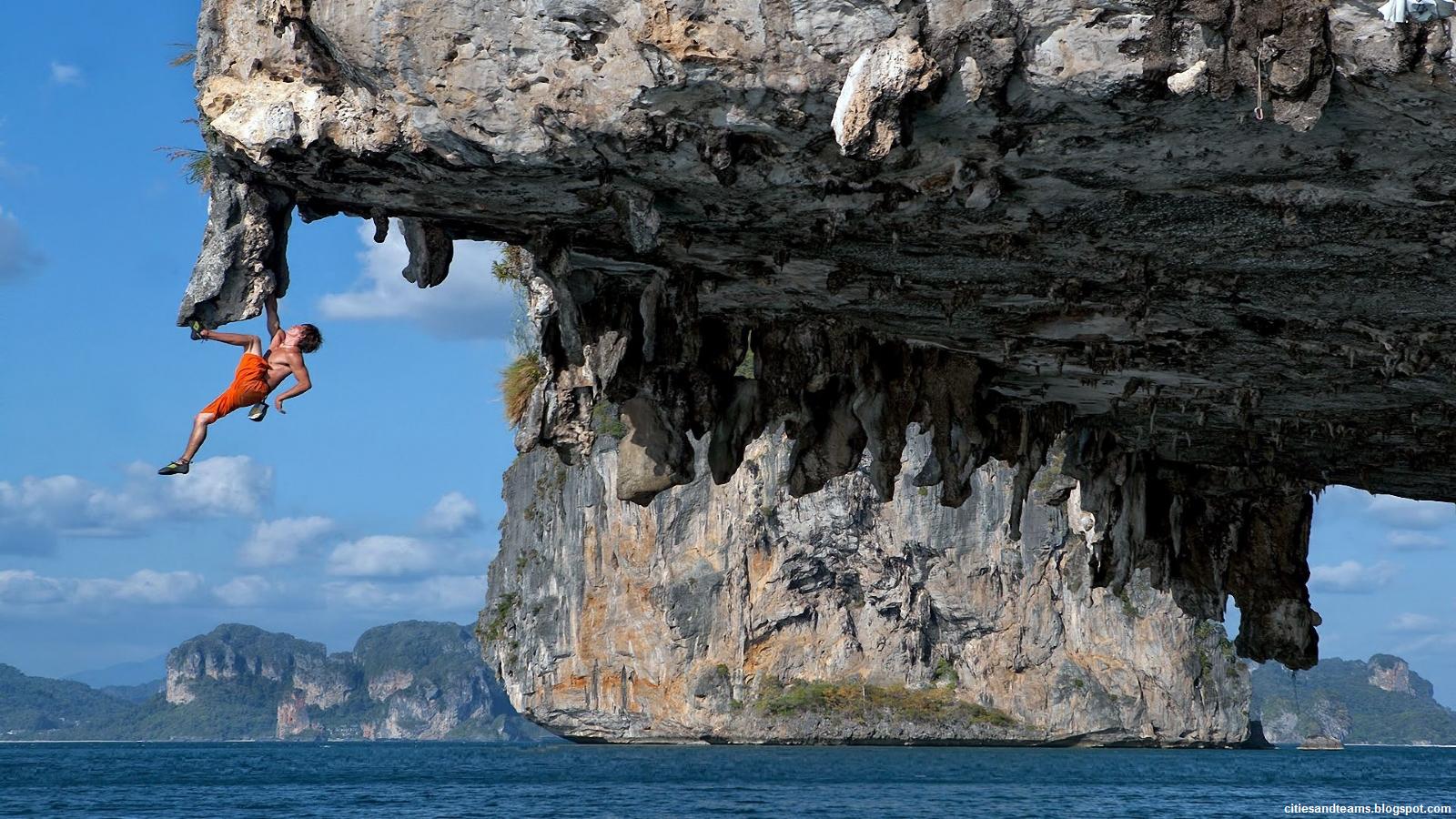 http://4.bp.blogspot.com/-EuX1RFGOAcM/UIWvxqbUVdI/AAAAAAAAIJQ/fPdNGSb32j4/s1600/Brave_Man_On_Cliff_Wonderful_Sport_Photos_Hd_Desktop_Wallpaper_citiesandteams.blogspot.com.jpg